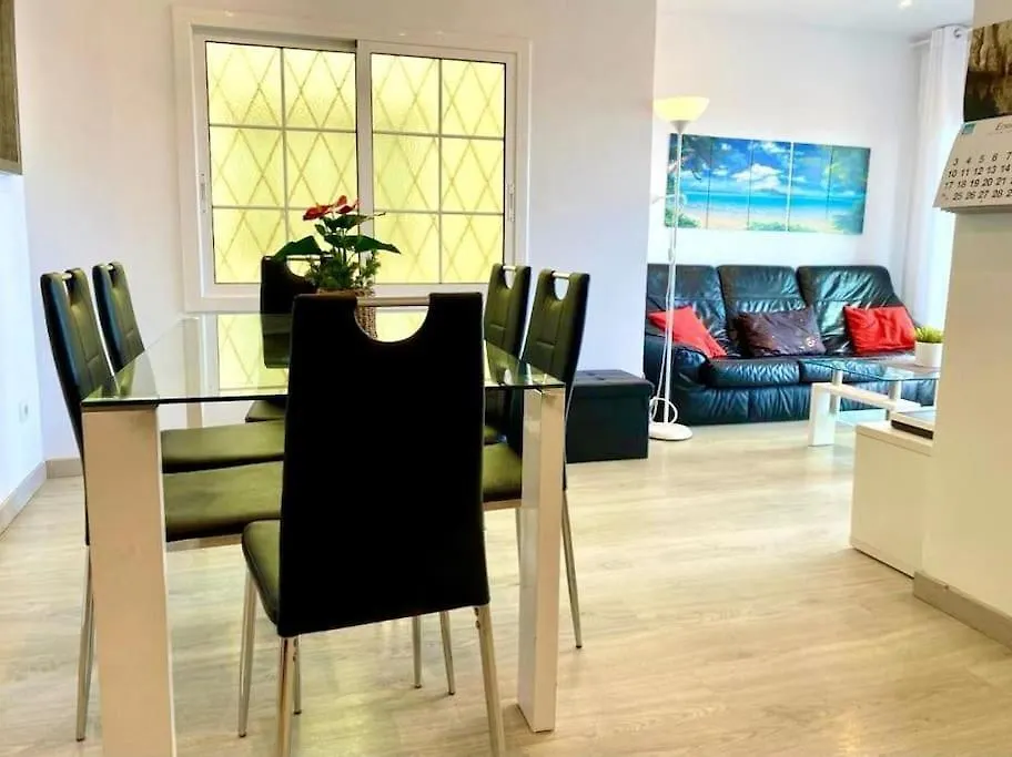 Beachfront Apartment Castelldefels