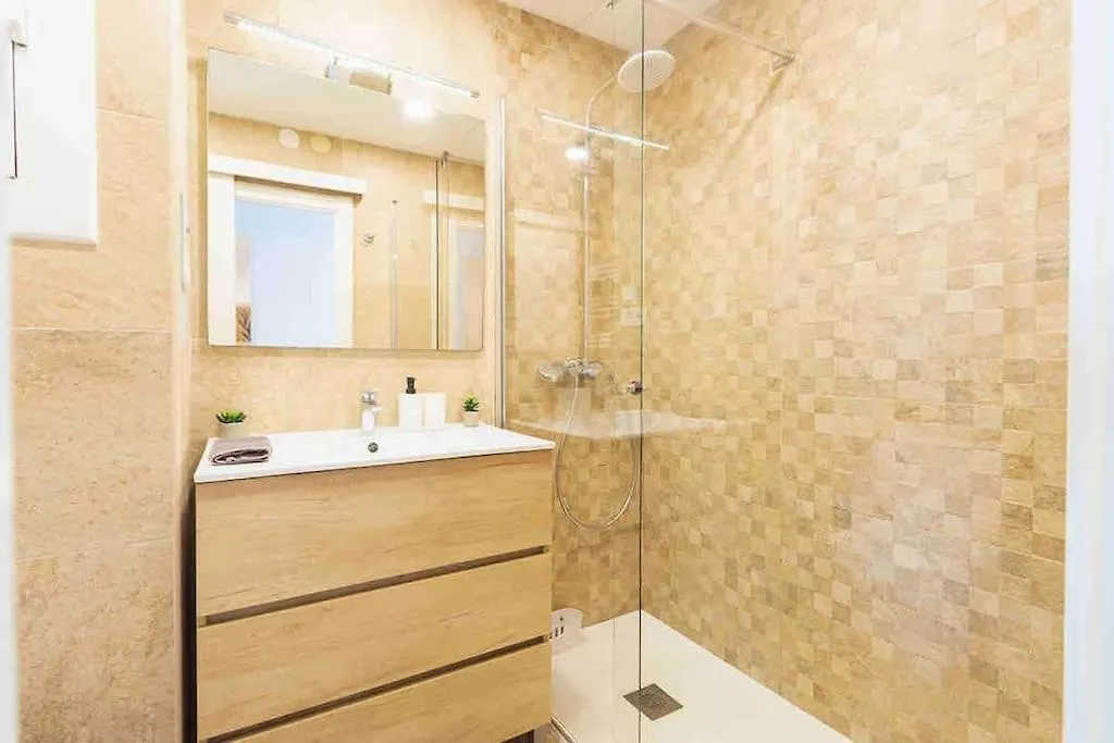 Beachfront Apartment Castelldefels 0*,